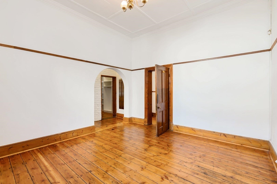 3 Bedroom Property for Sale in Tamboerskloof Western Cape